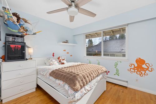 555-w-28th-street-upper-lonsdale-north-vancouver-21 at 214 - 555 W 28th Street, Upper Lonsdale, North Vancouver