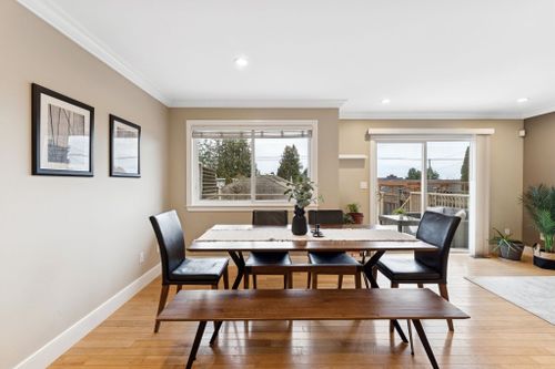 353-e-5th-street-lower-lonsdale-north-vancouver-01 at 353 E 5th Street, Lower Lonsdale, North Vancouver