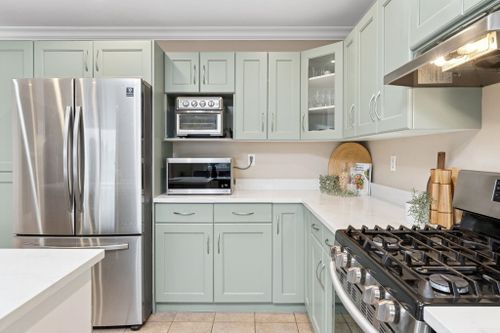 353-e-5th-street-lower-lonsdale-north-vancouver-09 at 353 E 5th Street, Lower Lonsdale, North Vancouver