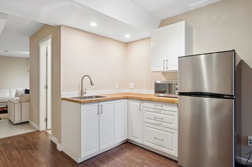 353-e-5th-street-lower-lonsdale-north-vancouver-32 at 353 E 5th Street, Lower Lonsdale, North Vancouver