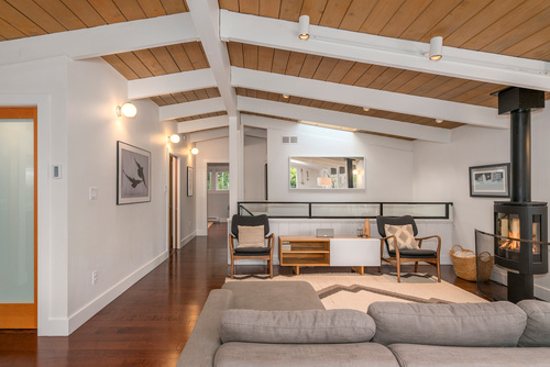 3735-riviere-pl-west-vancouver-360hometours-08s at 3735 Riviere Place, Edgemont, North Vancouver