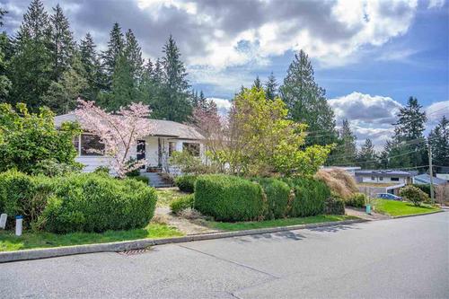 262377853-7 at 3750 Glenview Crescent, Edgemont, North Vancouver 262377853-7 at 3750 Glenview Crescent, Edgemont, North Vancouver