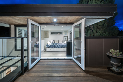 25 at 4638 West 15th Avenue, Point Grey, Vancouver West