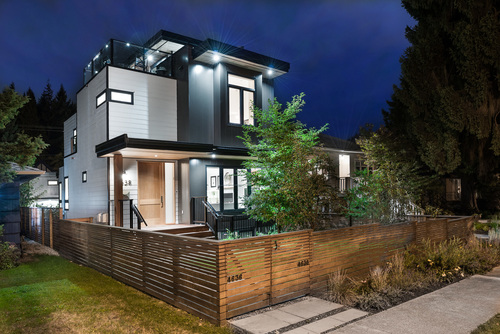 28 at 4638 West 15th Avenue, Point Grey, Vancouver West