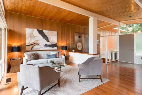262291190-1 at 1191 Tall Tree Lane Lane, Canyon Heights NV, North Vancouver