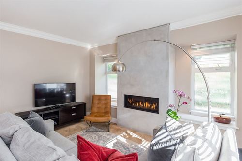 262337007-4 at 341 West 14th Street, Central Lonsdale, North Vancouver
