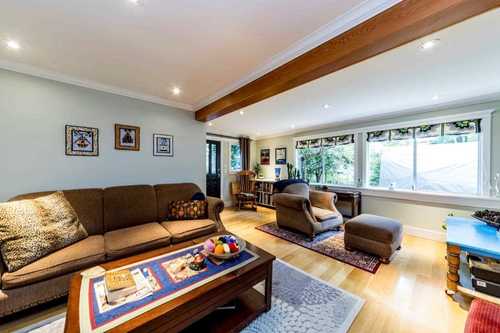 262396941-12-1 at 3121 Coleman Street, Lynn Valley, North Vancouver