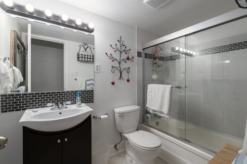 262454587-11 at 316 - 555 West 28th Street, Upper Lonsdale, North Vancouver 262454587-11 at 316 - 555 West 28th Street, Upper Lonsdale, North Vancouver