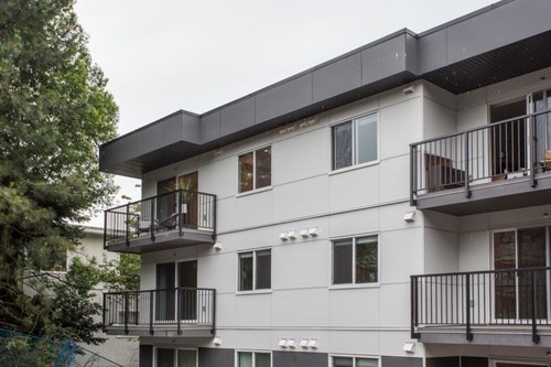 357-e-2nd-street-lower-lonsdale-north-vancouver-18 at 302 - 357 E 2nd Street, Lower Lonsdale, North Vancouver