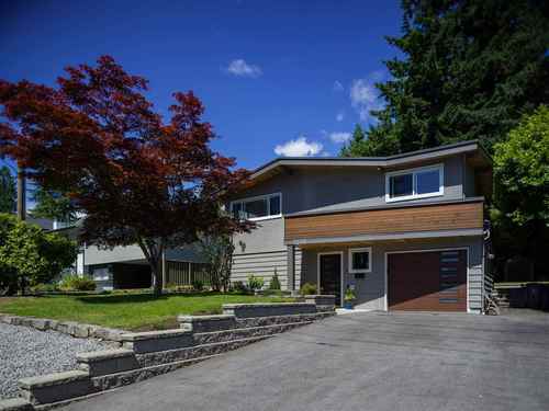 2570-bendale-road-blueridge-nv-north-vancouver-05 at 2570 Bendale Road, Blueridge NV, North Vancouver 2570-bendale-road-blueridge-nv-north-vancouver-05 at 2570 Bendale Road, Blueridge NV, North Vancouver