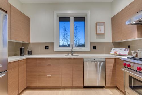 903_wentworth_ave_360hometours_15 at 903 Wentworth Avenue, Forest Hills NV, North Vancouver