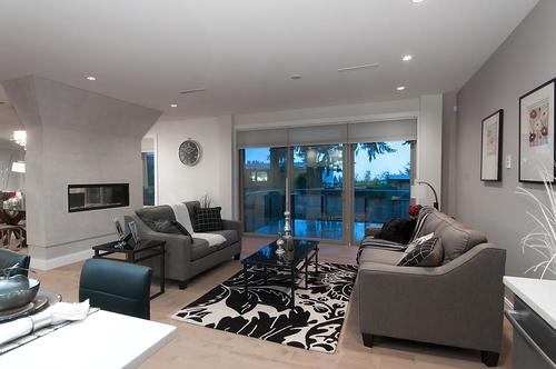 262284413-9 at 503 Crestwood Avenue, Upper Delbrook, North Vancouver