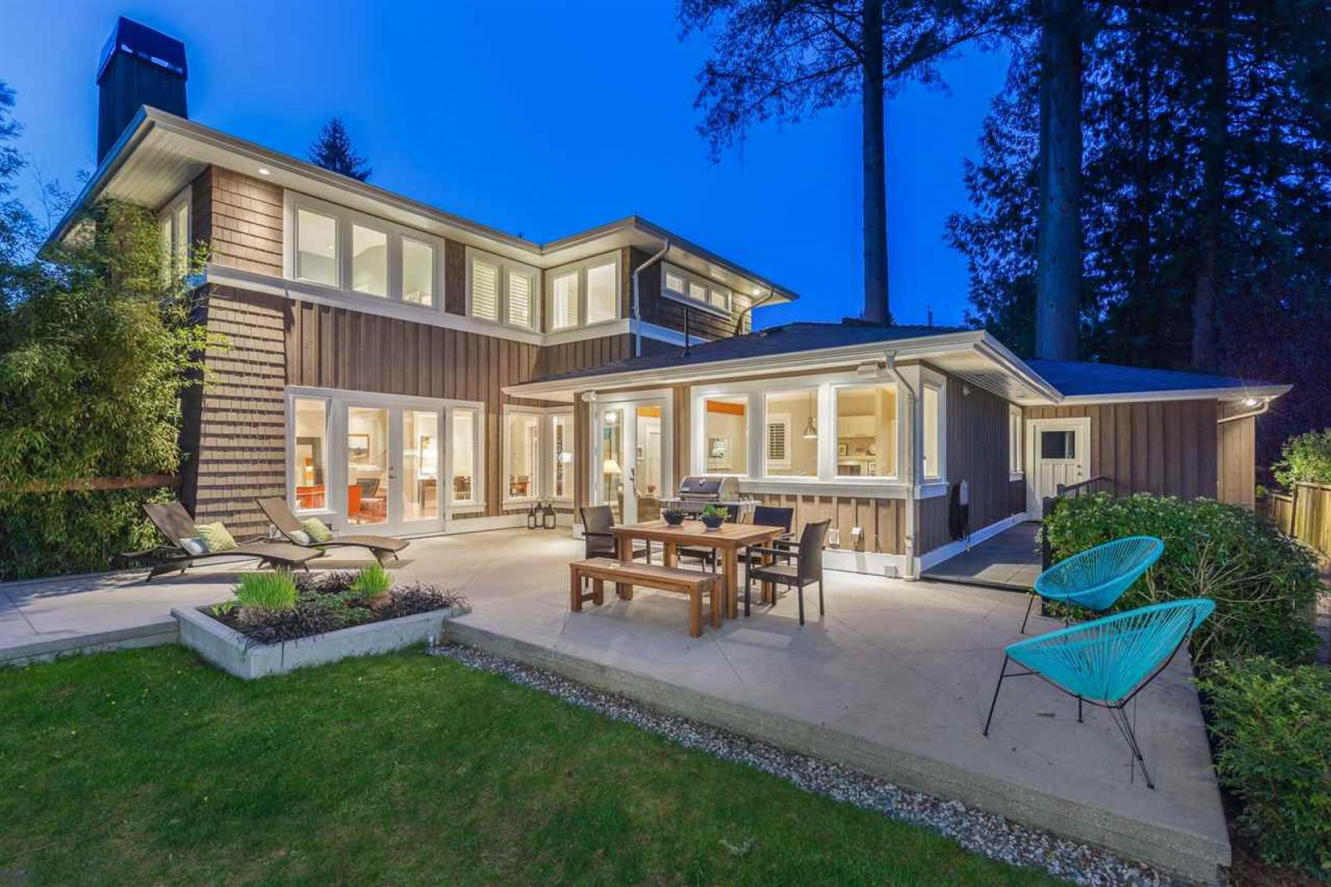 4151 Hoskins Road, Lynn Valley, North Vancouver 