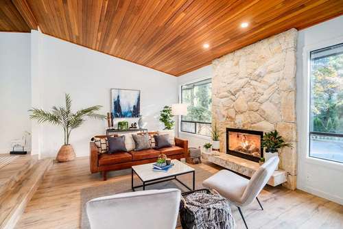 262335729 at 5593 Nancy Greene Way, Grouse Woods, North Vancouver