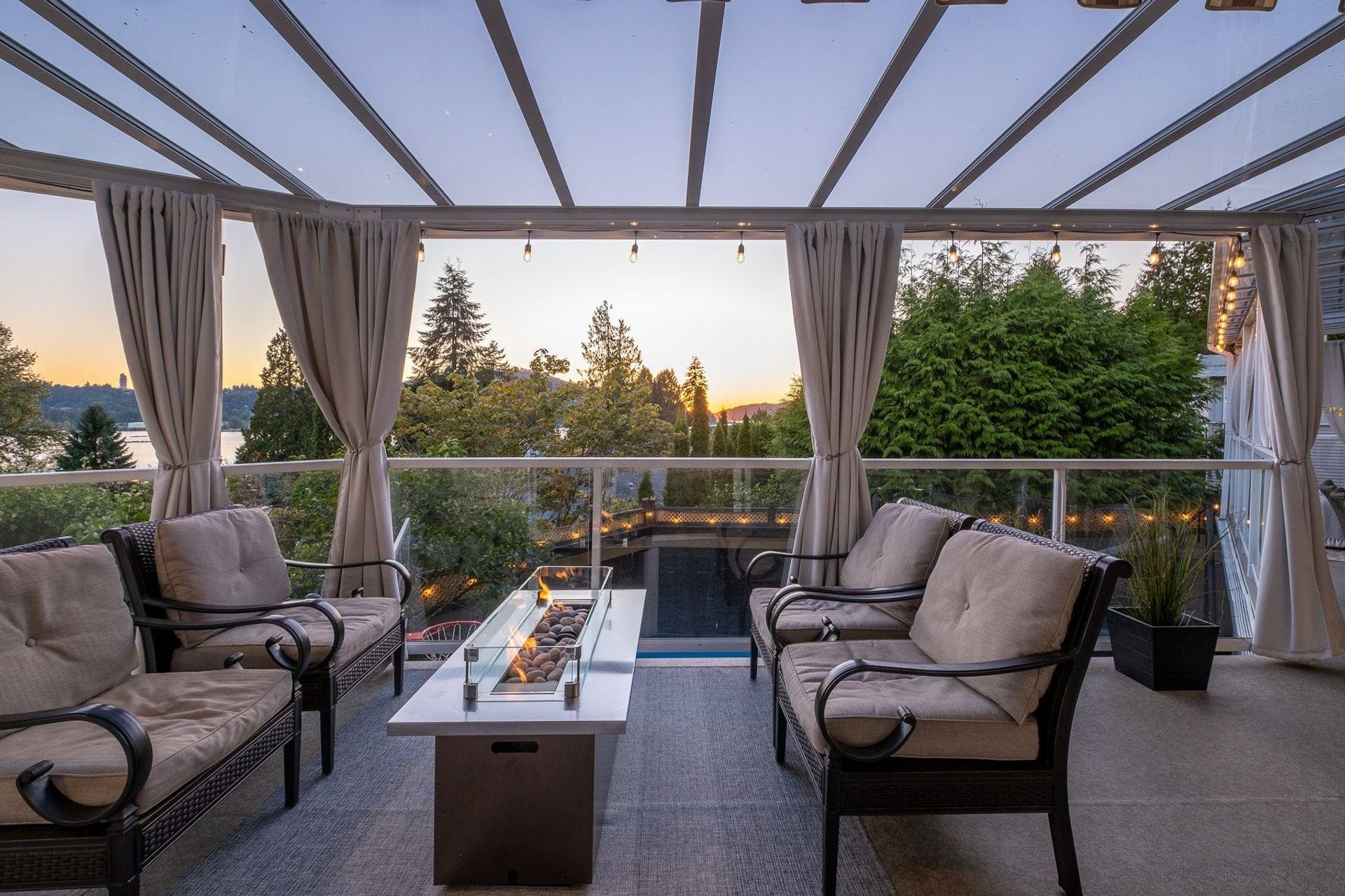 588 Ioco Road, North Shore Pt Moody, Port Moody 