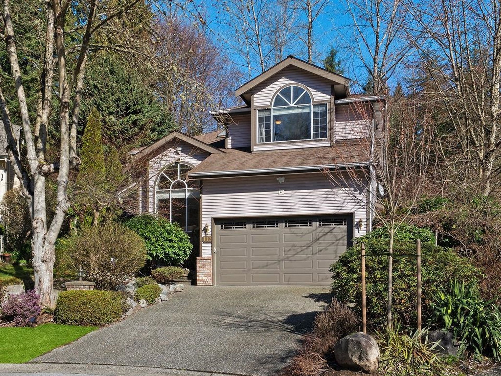 112 Parkside Drive, Heritage Mountain, Port Moody 