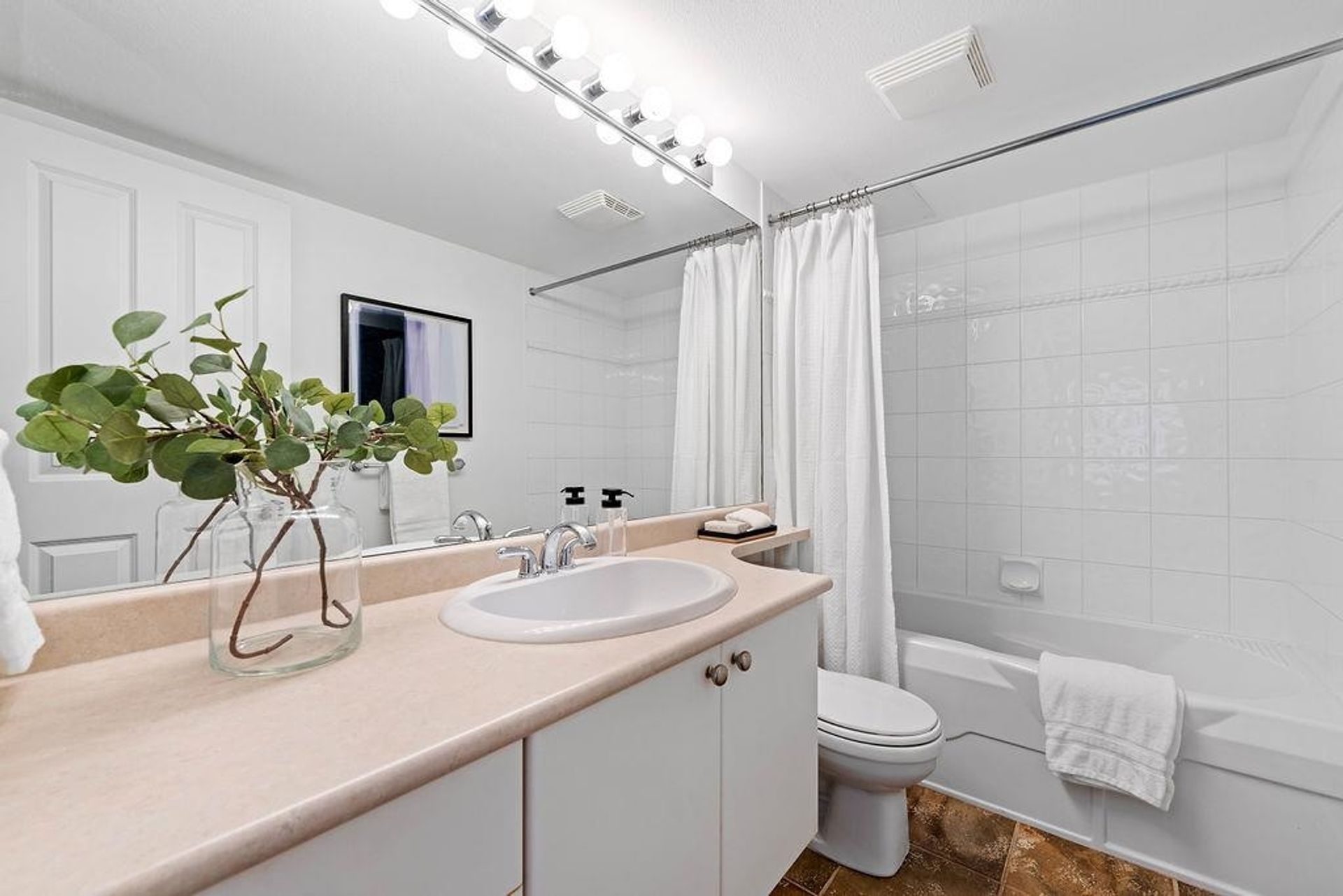 1420-parkway-boulevard-westwood-plateau-coquitlam-16 at 304 - 1420 Parkway Boulevard, Westwood Plateau, Coquitlam