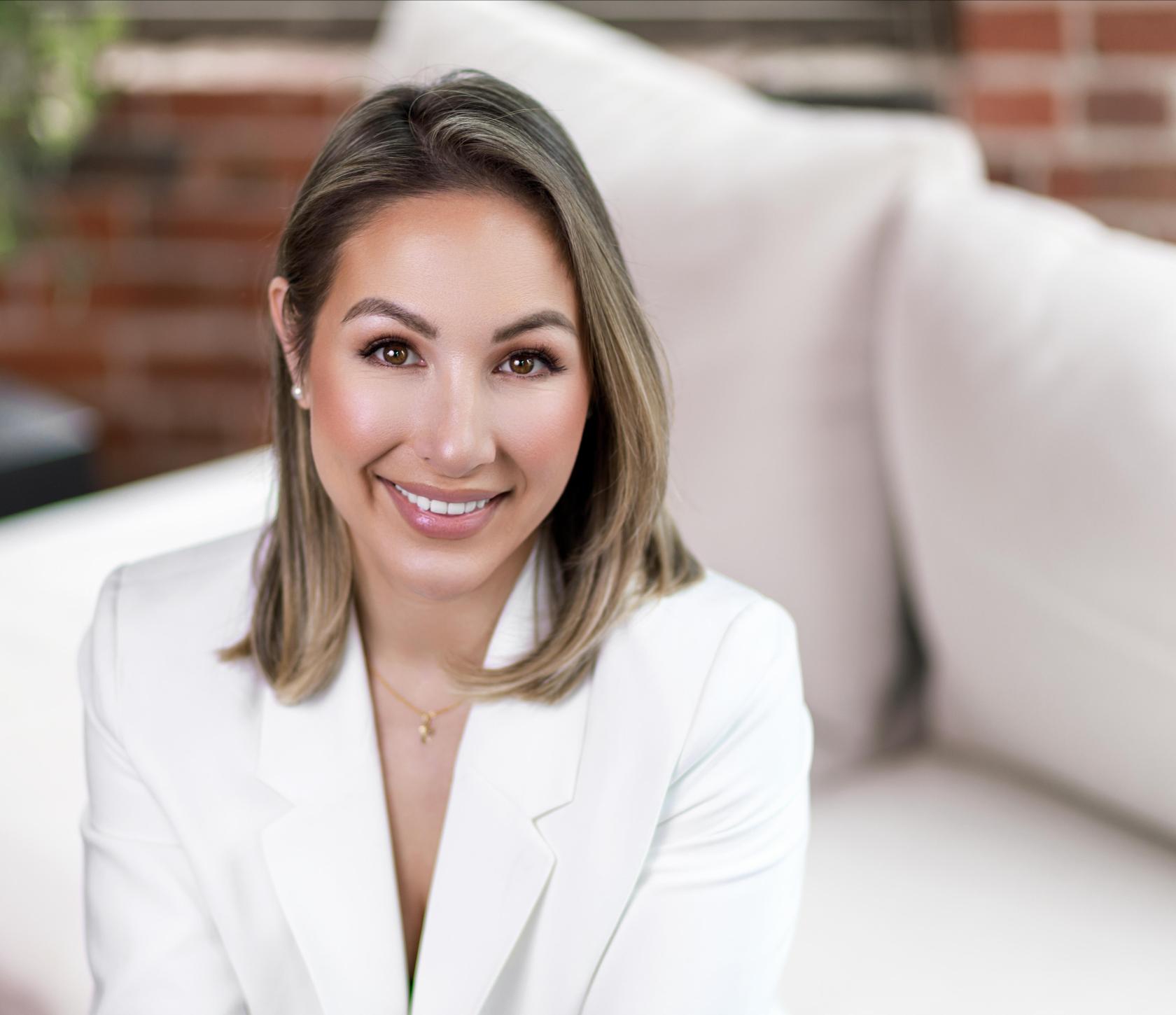 Kayseen Gordic, Real Estate Advisor