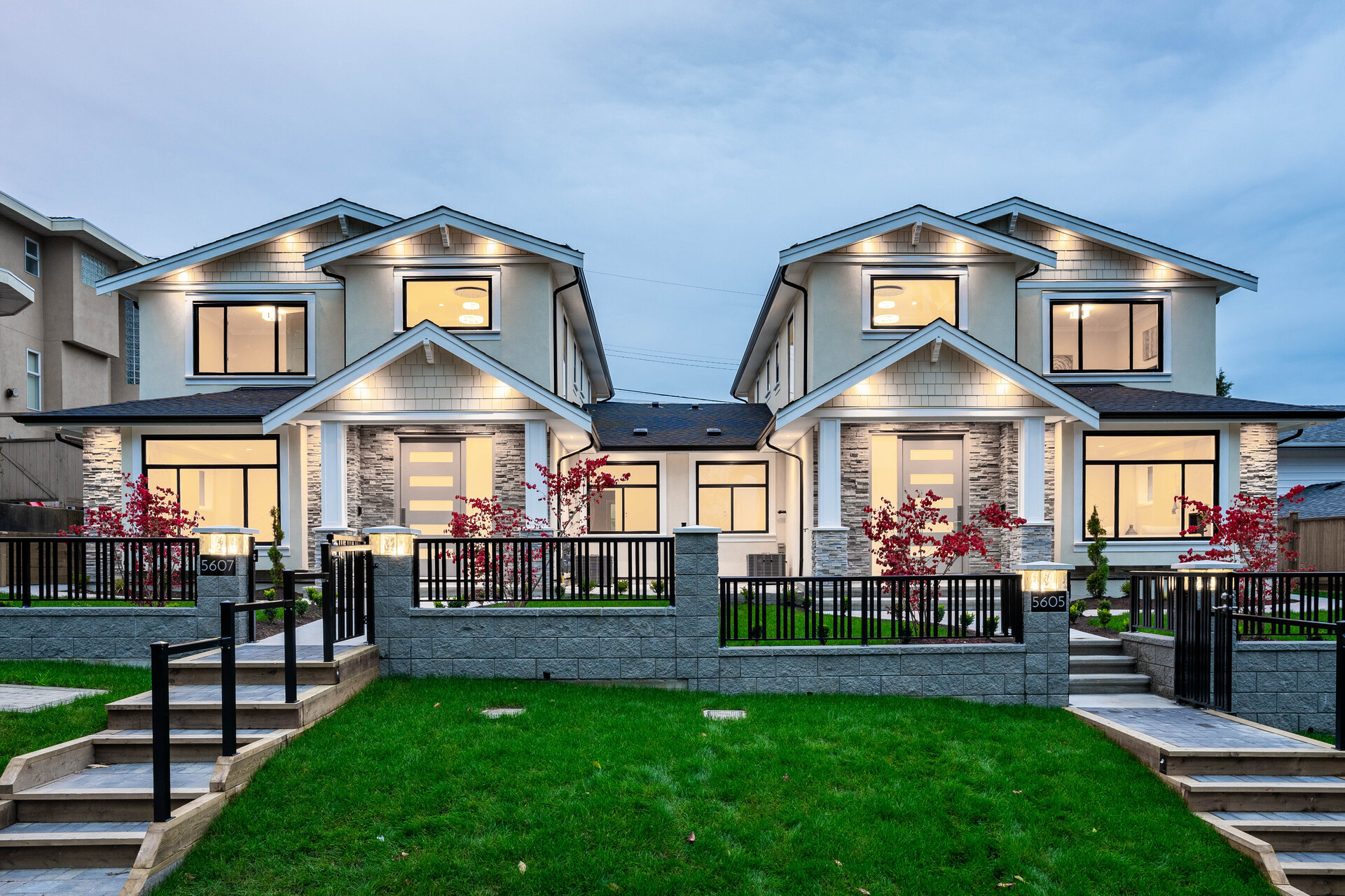 New Luxury Duplex Home Burnaby