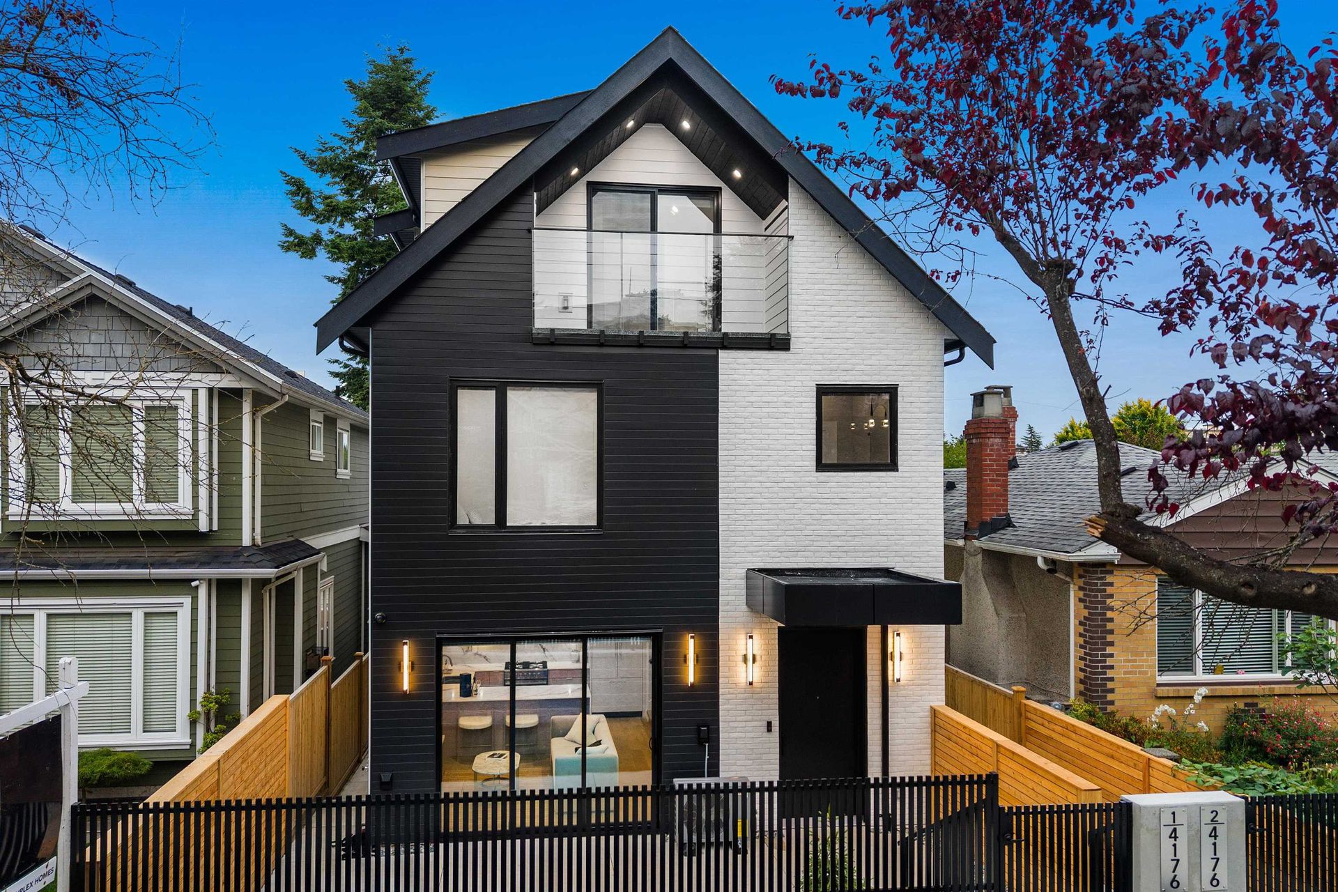 1 - 4176 Balkan Street, Fraser VE, Vancouver East photo number 0