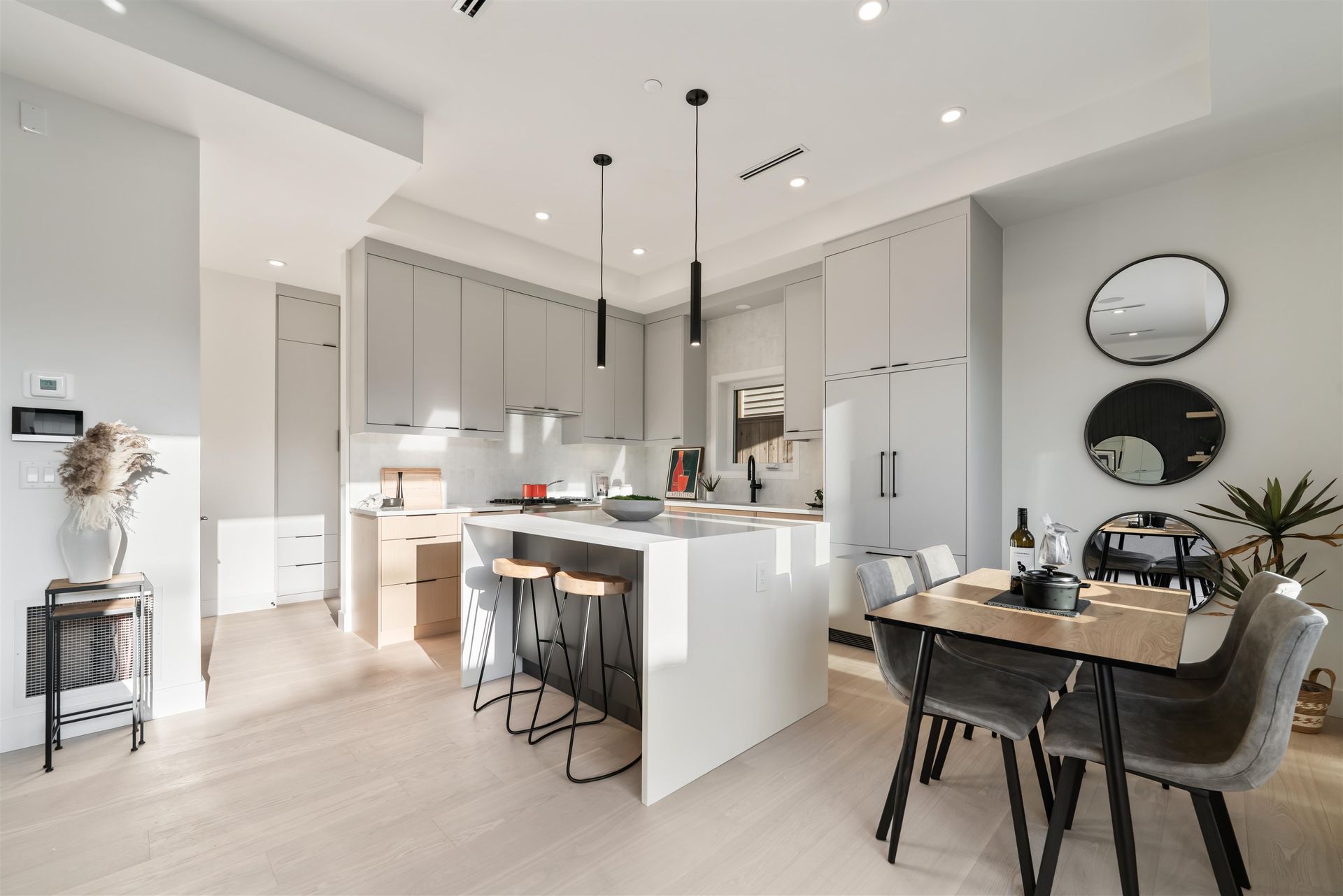 at 2 - 1259 Renfrew Street, Renfrew VE, Vancouver East  at 2 - 1259 Renfrew Street, Renfrew VE, Vancouver East