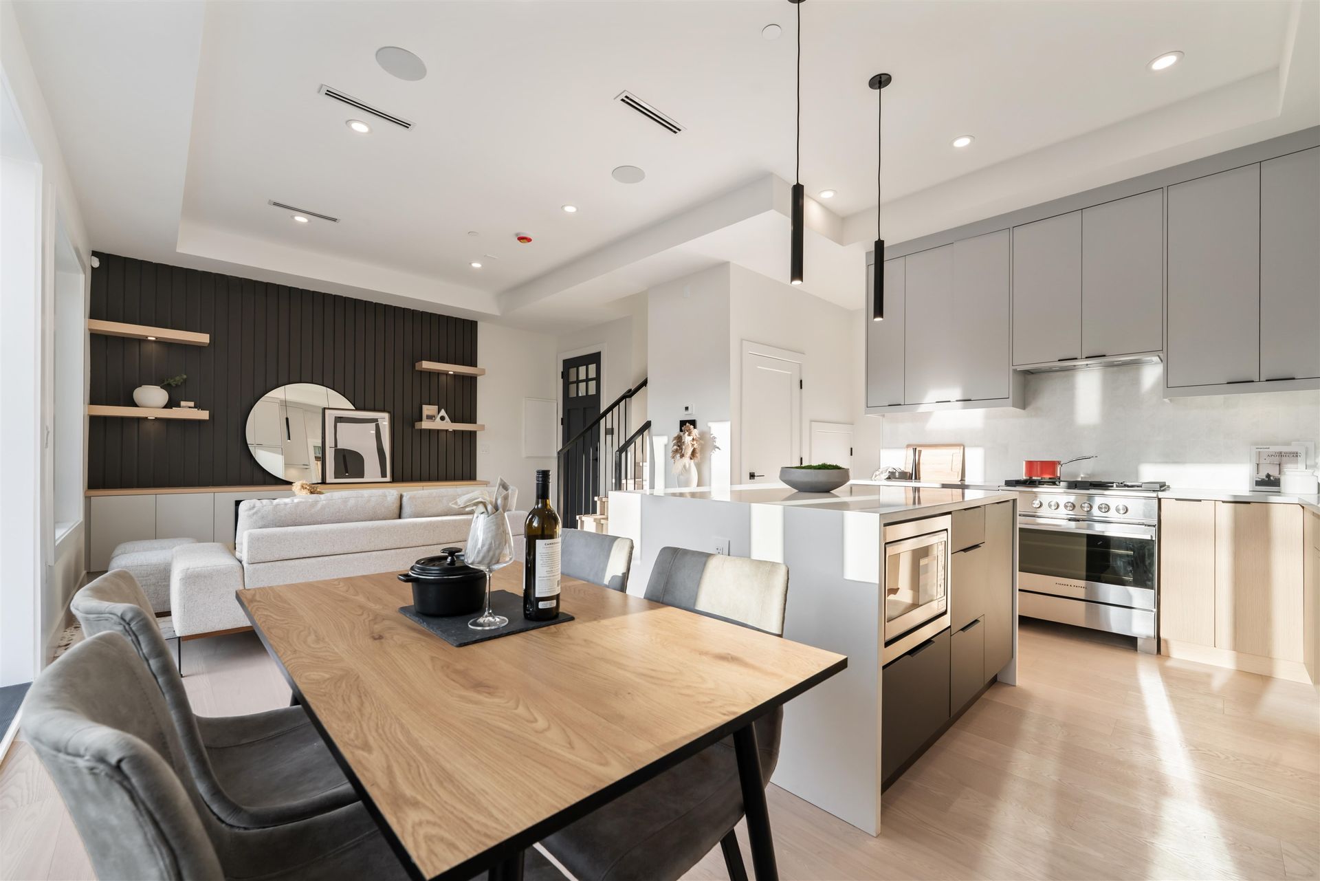 at 2 - 1259 Renfrew Street, Renfrew VE, Vancouver East  at 2 - 1259 Renfrew Street, Renfrew VE, Vancouver East