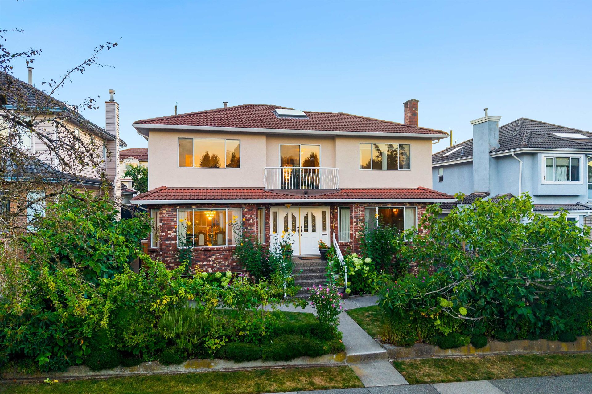 5455 Chambers Street, Collingwood VE, Vancouver East photo number 0