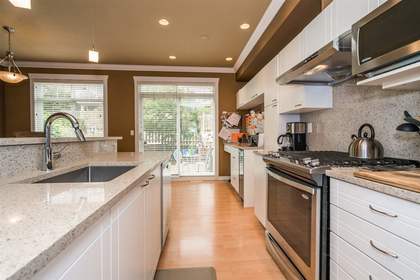 15068-58th-street-sullivan-station-surrey-06 at 11 - 15068 58th Avenue, Sullivan Station, Surrey