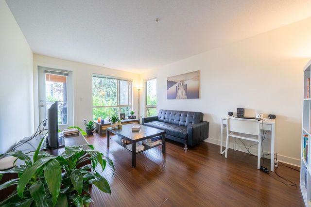 500-royal-avenue-downtown-nw-new-westminster-07 at 215 - 500 Royal Avenue, Downtown NW, New Westminster