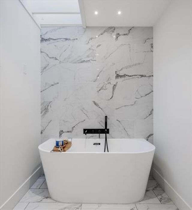 52-tsaw-beach-rd-bath at 52 Tsawwassen Beach Road, English Bluff, Tsawwassen