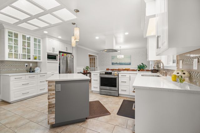 451-milsom-wynd-delta-10 at 451 Milsom Wynd, Pebble Hill, Tsawwassen