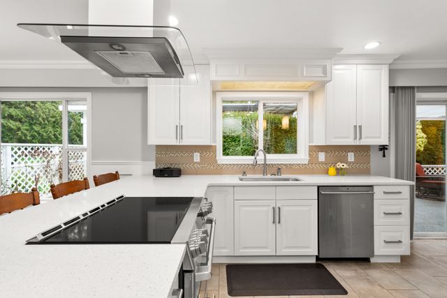 451-milsom-wynd-delta-14 at 451 Milsom Wynd, Pebble Hill, Tsawwassen