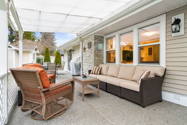 451-milsom-wynd-delta-33 at 451 Milsom Wynd, Pebble Hill, Tsawwassen