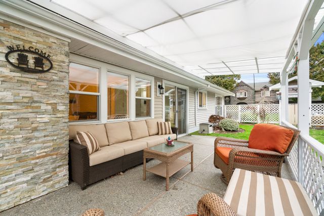 451-milsom-wynd-delta-37 at 451 Milsom Wynd, Pebble Hill, Tsawwassen