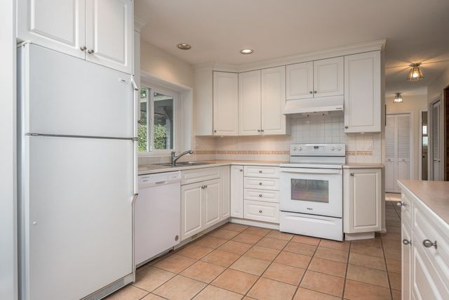 1124-skana-drive-english-bluff-tsawwassen-03 at 1124 Skana Drive, English Bluff, Tsawwassen