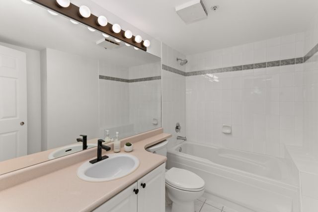 307-5518-14-ave-delta-19 at 307 - 5518 14 Avenue, Cliff Drive, Tsawwassen