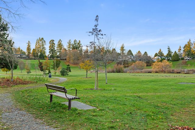 5300-1-ave-delta-04 at 5300 1 Avenue, Pebble Hill, Tsawwassen