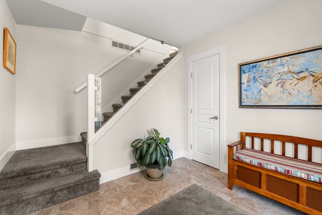 5300-1-ave-delta-15 at 5300 1 Avenue, Pebble Hill, Tsawwassen