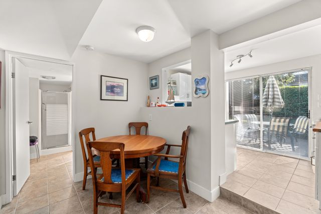 5300-1-ave-delta-29 at 5300 1 Avenue, Pebble Hill, Tsawwassen