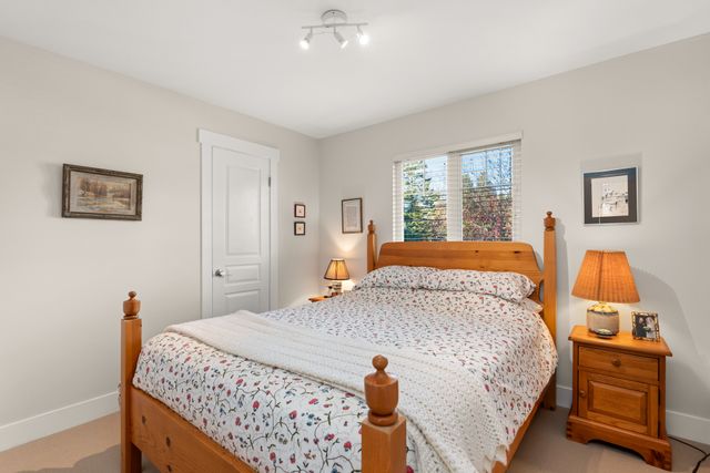 5300-1-ave-delta-39 at 5300 1 Avenue, Pebble Hill, Tsawwassen