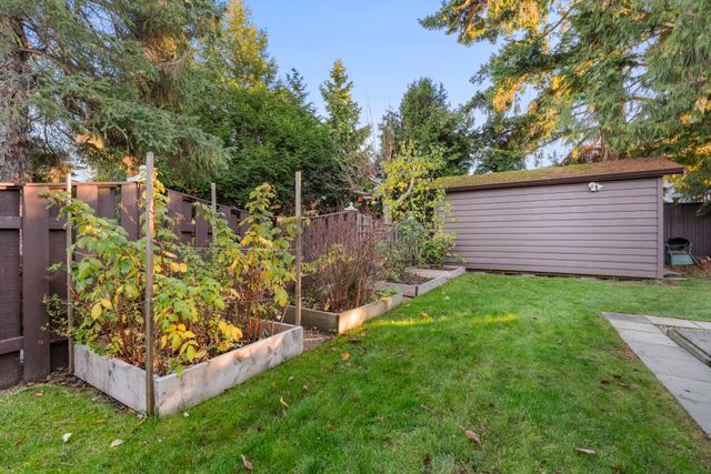 5300-1-ave-delta-57 at 5300 1 Avenue, Pebble Hill, Tsawwassen