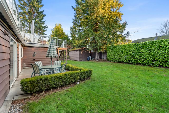 5300-1-ave-delta-61 at 5300 1 Avenue, Pebble Hill, Tsawwassen