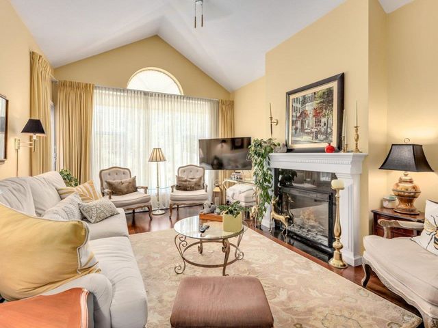 1150-54a-street-tsawwassen-central-tsawwassen-05 at 307 - 1150 54a Street, Tsawwassen Central, Tsawwassen