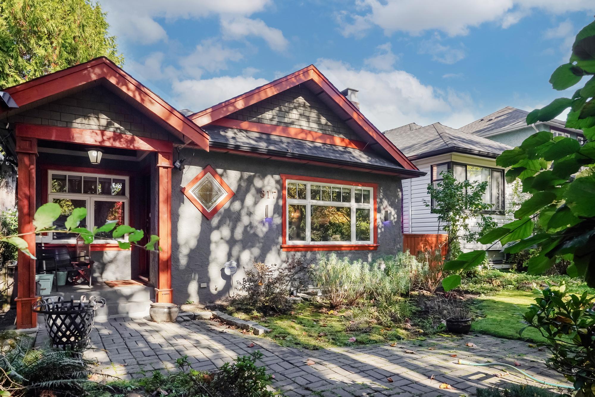 317 West 20th Avenue, Cambie, Vancouver West photo number 2