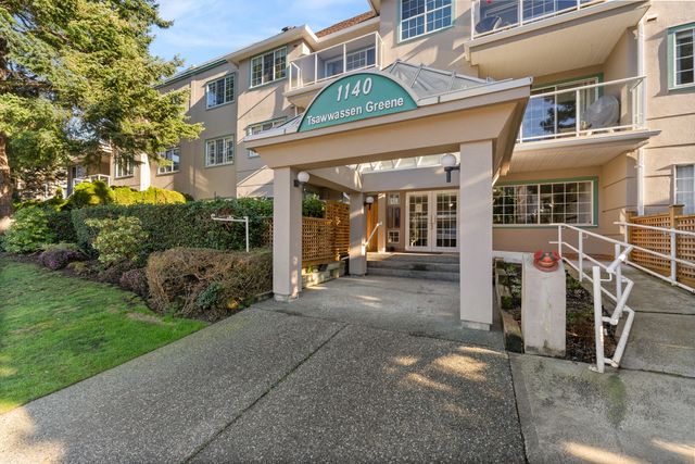 1140-55-st-delta-bc-04 at 206 - 1140 55 Street, Tsawwassen Central, Tsawwassen