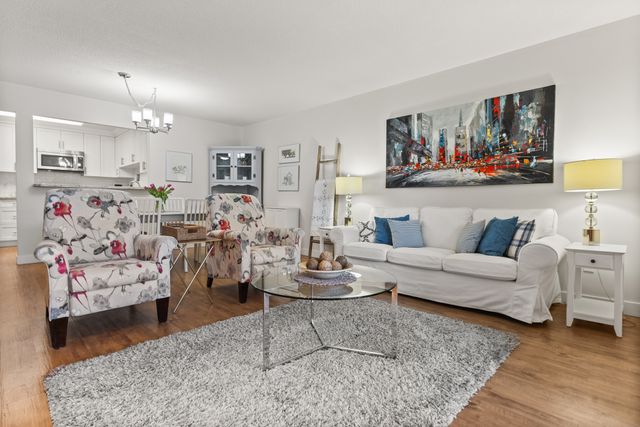 1140-55-st-delta-bc-09 at 206 - 1140 55 Street, Tsawwassen Central, Tsawwassen