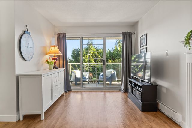 1140-55-st-delta-bc-10 at 206 - 1140 55 Street, Tsawwassen Central, Tsawwassen