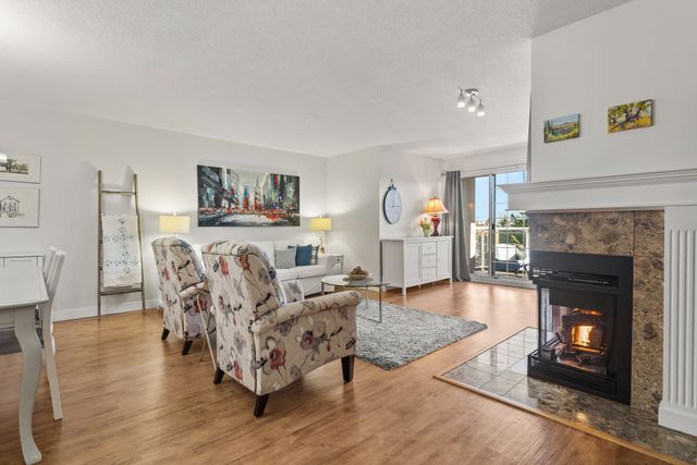 1140-55-st-delta-bc-19 at 206 - 1140 55 Street, Tsawwassen Central, Tsawwassen