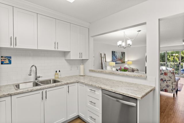 1140-55-st-delta-bc-28 at 206 - 1140 55 Street, Tsawwassen Central, Tsawwassen