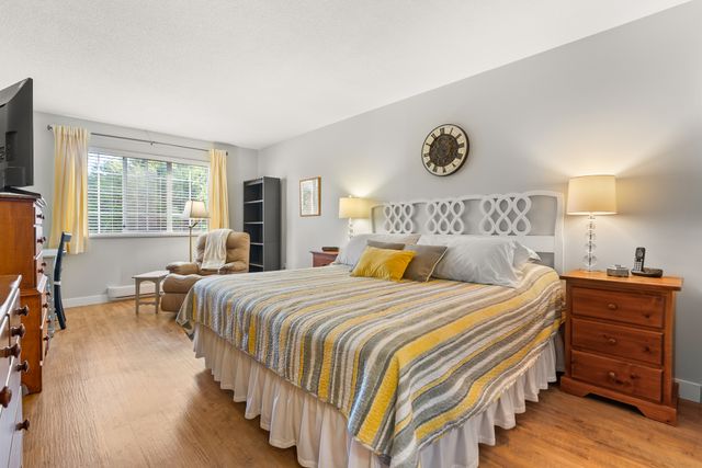 1140-55-st-delta-bc-36 at 206 - 1140 55 Street, Tsawwassen Central, Tsawwassen